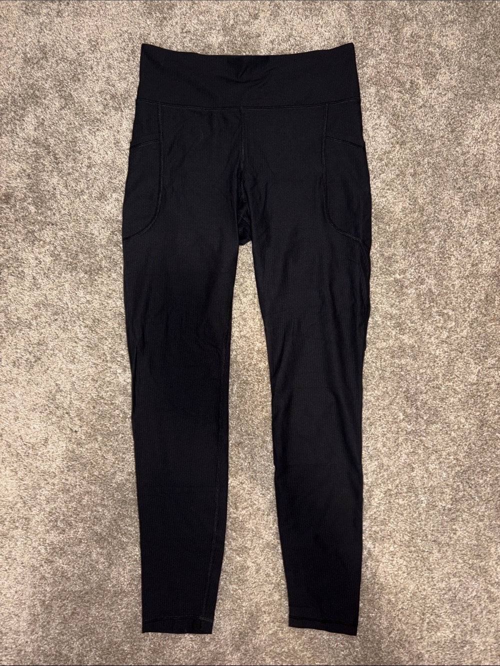 Women's Black High-Waist Leggings with Side Pockets